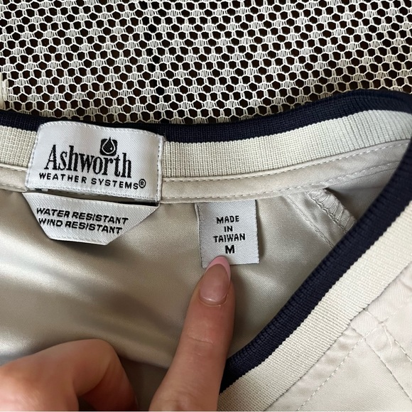 Ashworth Cream Weather Systems Golf Windbreaker with Ribbed Cuffs size medium - Picture 3 of 7